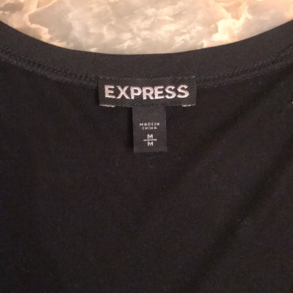 Express Embroidered Tank - Picture 2 of 5